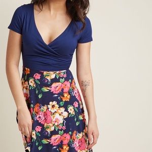 Botanical Breakfast Dress in navy floral